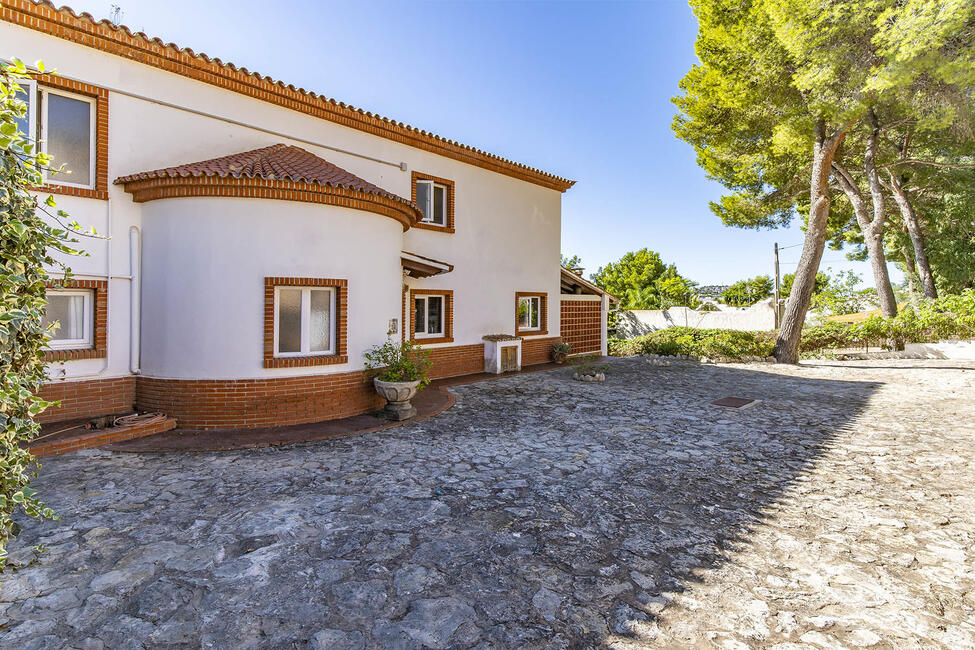 Grossartige Villa mit Pool und tollem Blick in Santa Ponsa