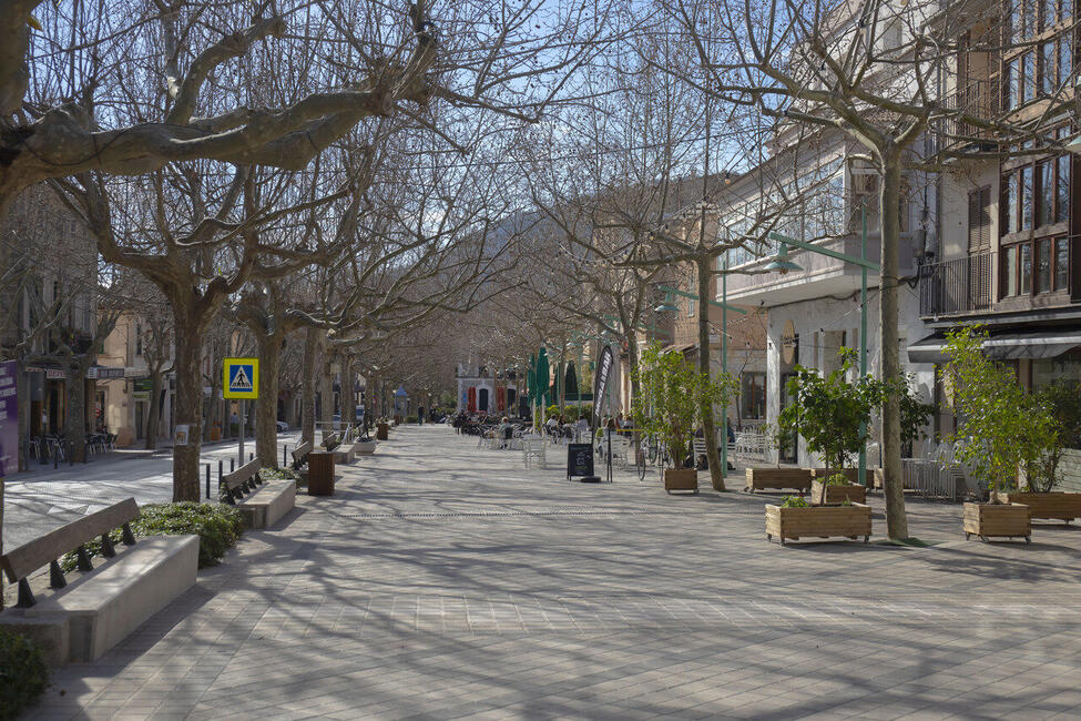 Modernes Reihenhaus mit Gemeinschaftspool in Esporles