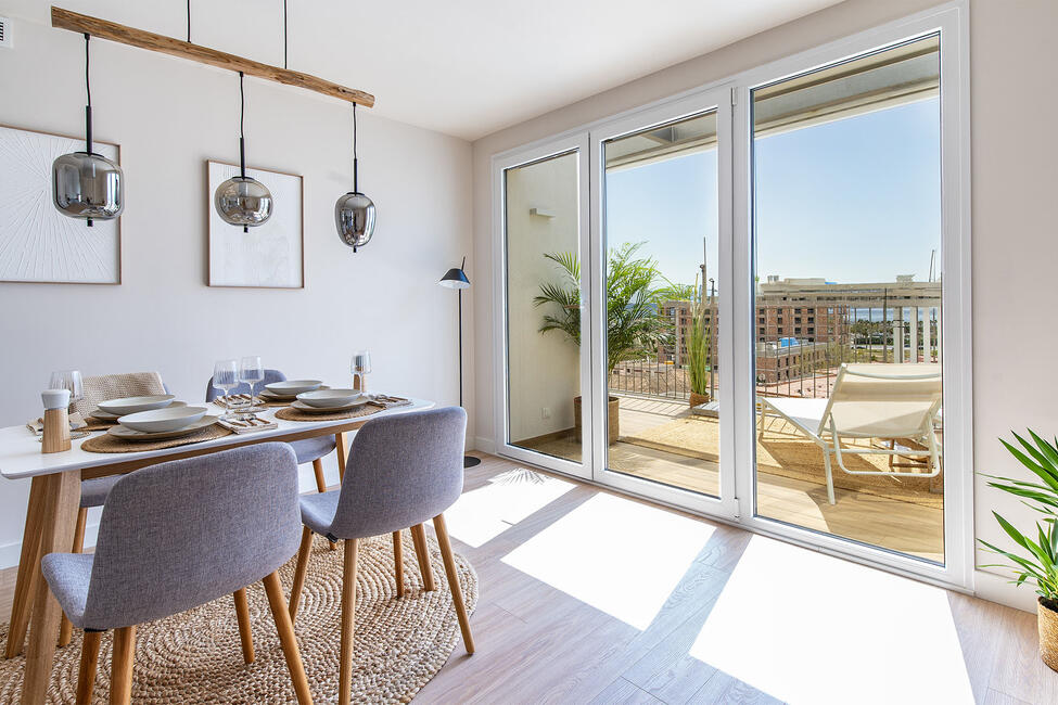 Neubau-Penthouse mit Meerblick in Palma