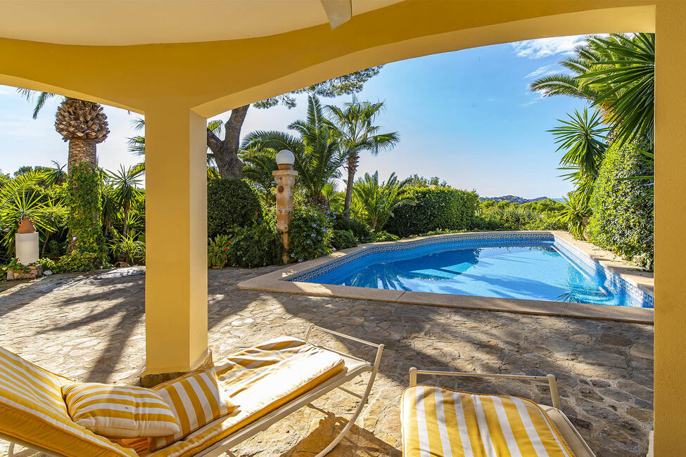 Charmante mediterrane Villa mit Pool und Meerblick in Costa de la Calma