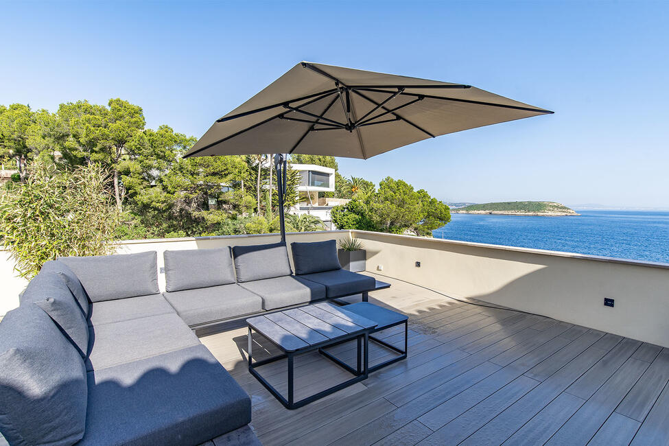 Luxus-Penthouse mit fantastischem Meerblick in Cala Vinyas