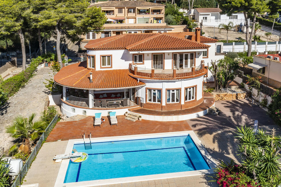 Grossartige Villa mit Pool und tollem Blick in Santa Ponsa