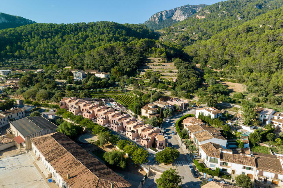 Modernes Reihenhaus mit Gemeinschaftspool in Esporles