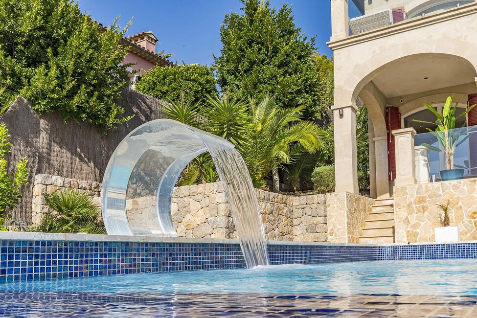 Wunderschöne Villa mit Meerblick und Fahrstuhl in Sol de Mallorca