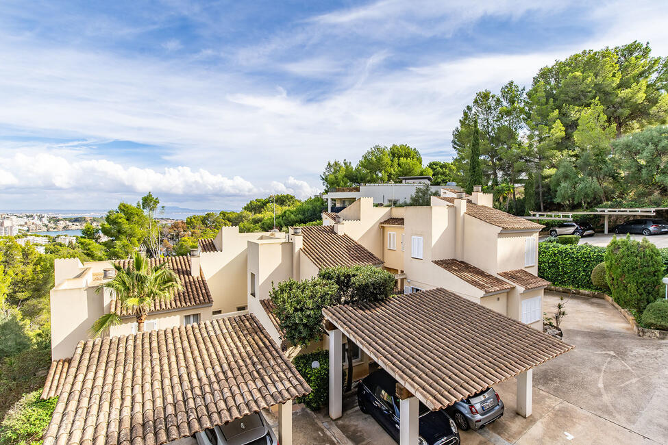 Schönes Apartment mit Meerblick in Golfplatznähe in Bendinat