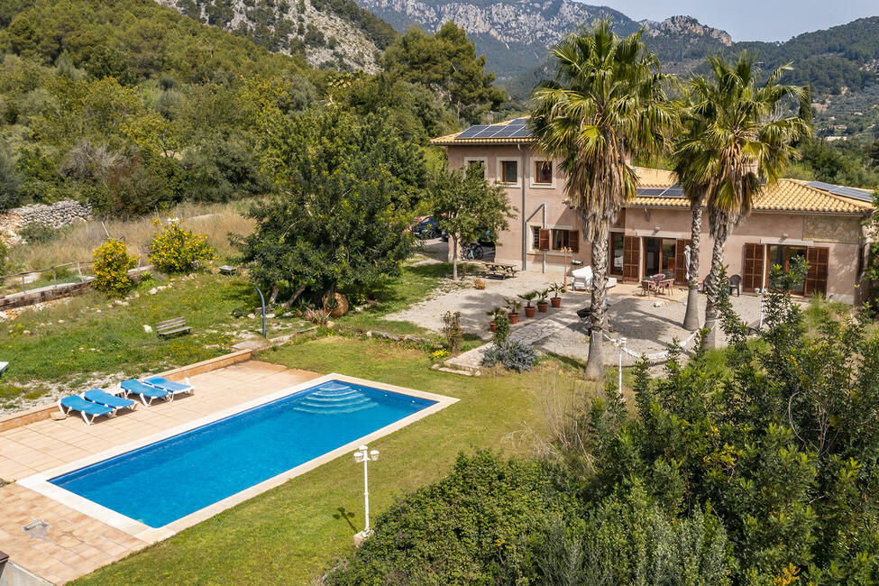 Fantastische Finca mit Ferienlizenz in idyllischer Gegend von Bunyola