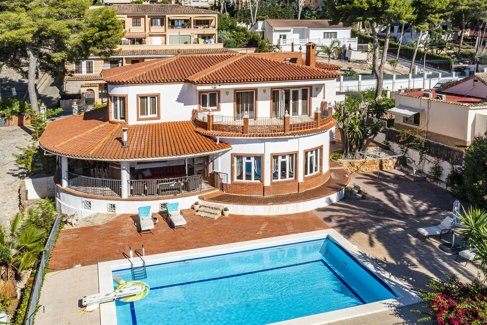 Grossartige Villa mit Pool und tollem Blick in Santa Ponsa