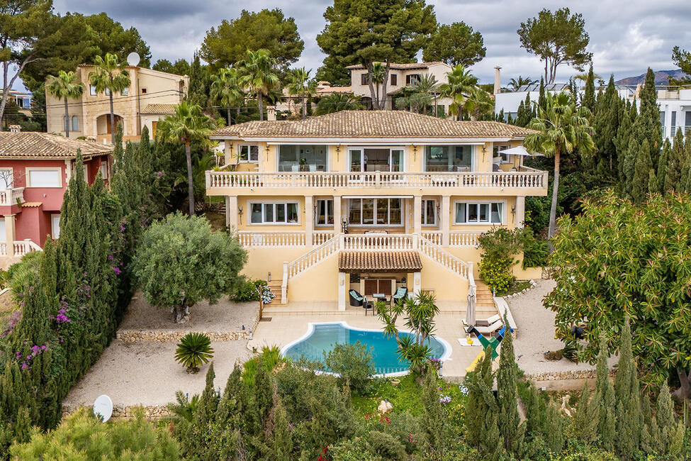 Mediterrane Villa mit atemberaubendem Weitblick in Santa Ponsa