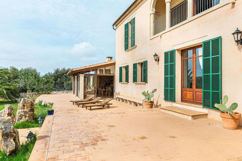 Attraktive Meerblick-Villa mit Pool in Portocolom