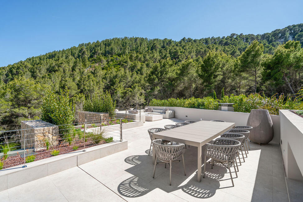 Extravagante Neubau-Villa mit Pool und Bergblick in Son Vida