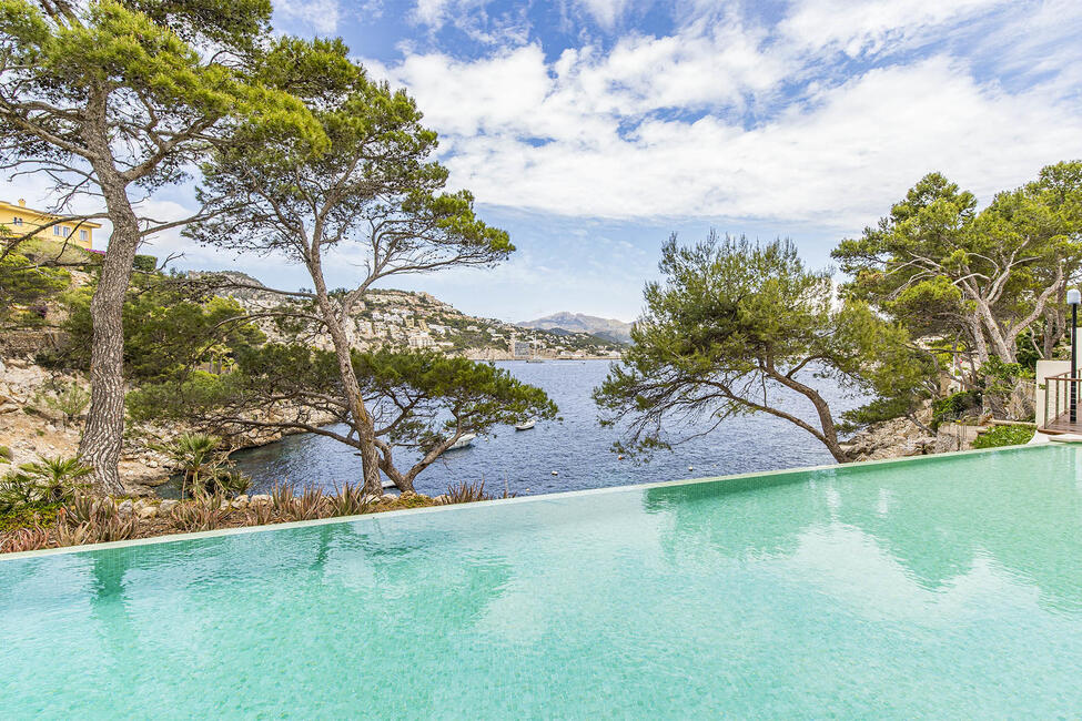 Renoviertes Apartment mit Meerblick und Meerzugang in Puerto Andratx