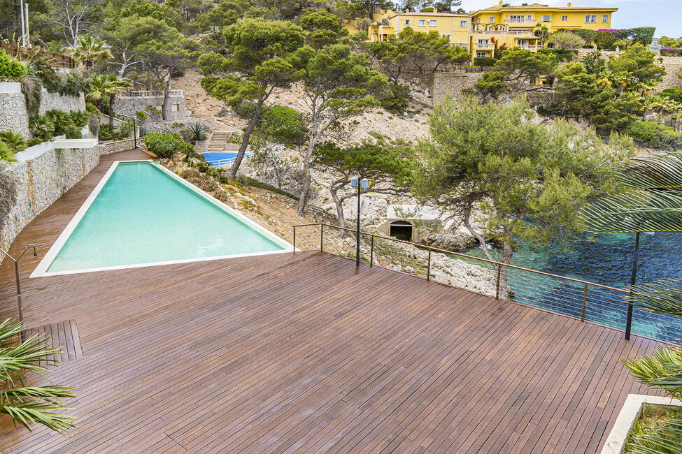 Renoviertes Apartment mit Meerblick und Meerzugang in Puerto Andratx