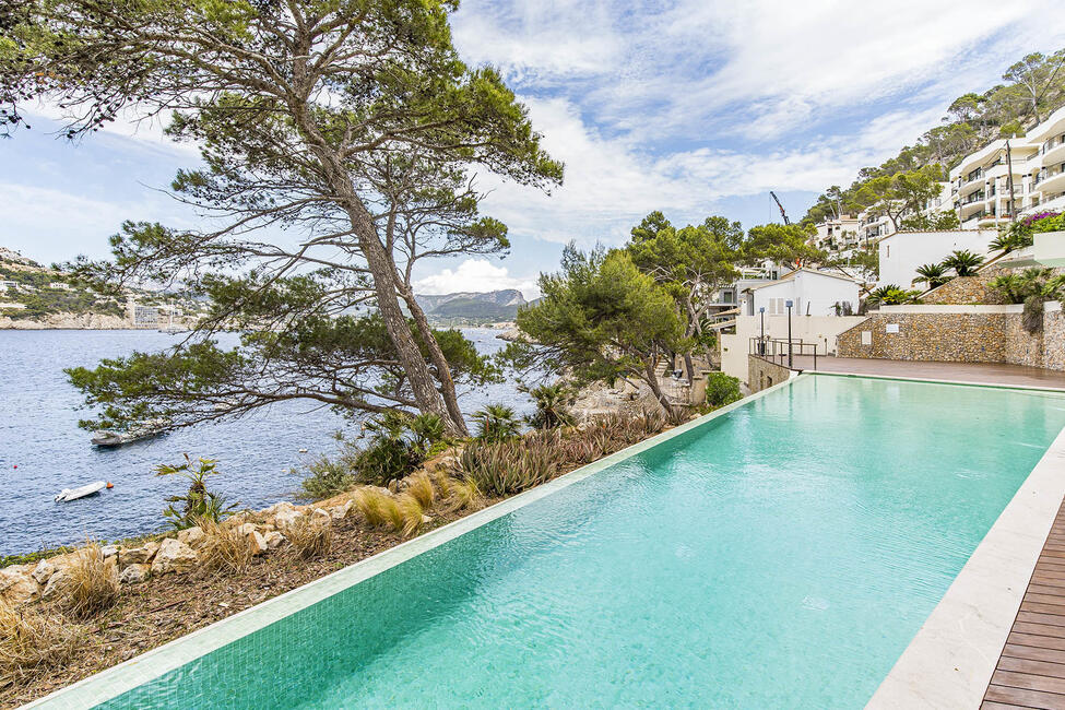 Renoviertes Apartment mit Meerblick und Meerzugang in Puerto Andratx