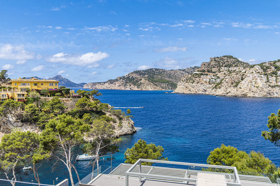 Renoviertes Apartment mit Meerblick und Meerzugang in Puerto Andratx