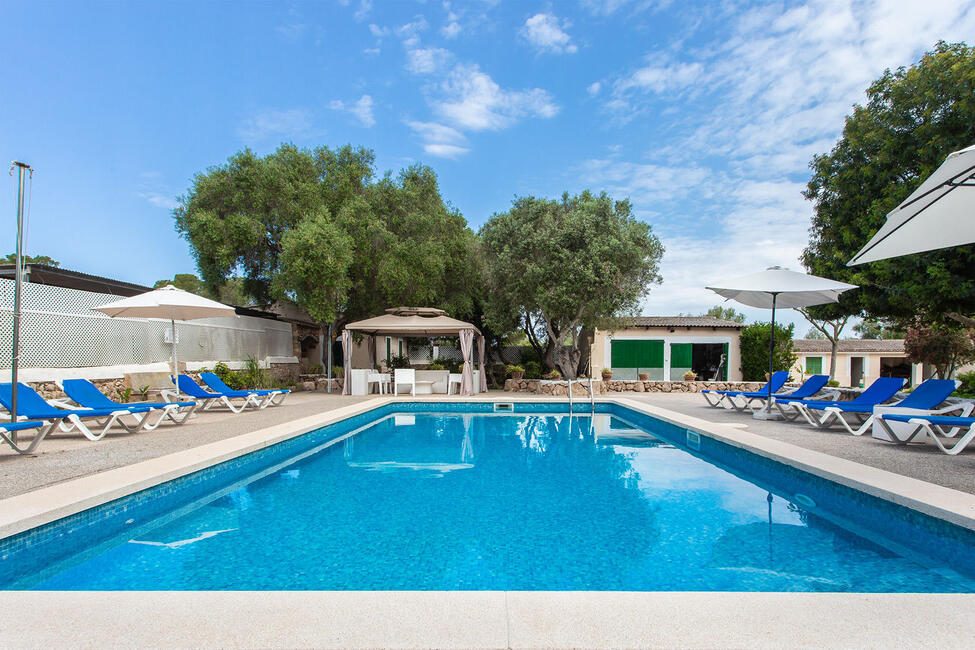 Traditionelle Finca in Strandnähe mit Landhotel-Lizenz in Bahia Grande