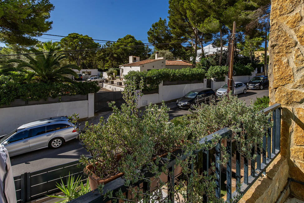 Attraktives Reiheneckhaus mit Gemeinschaftspool in Hafennähe in Santa Ponsa