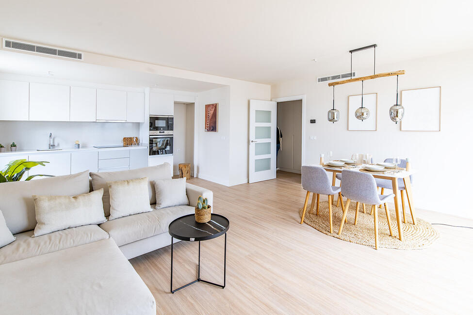 Neubau-Penthouse mit Meerblick in Palma