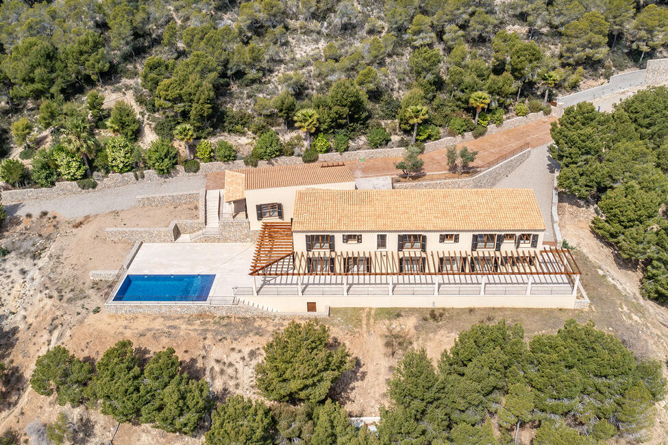 Elegante Neubau-Luxus- Finca mit Panoramameerblick in Puerto de Andratx