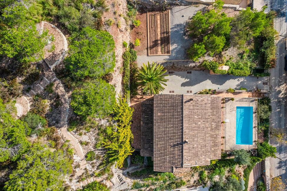 Natursteinvilla mit Pool & prächtigen Ausblick & zusätzlichen Grundstück