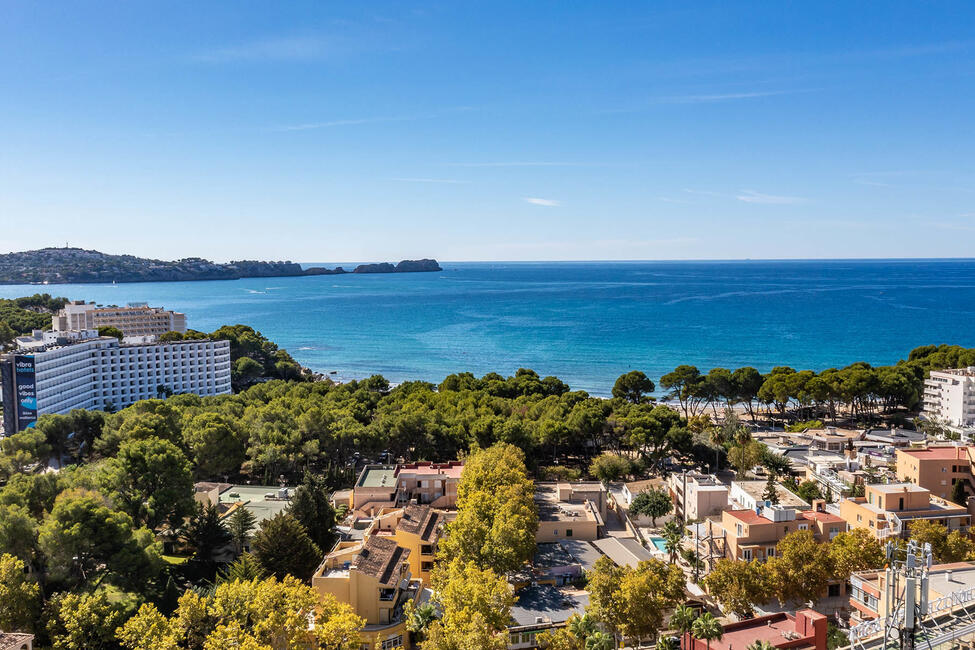 Schicke Villa mit Meerblick und Ferienvermietungslizenz in Paguera