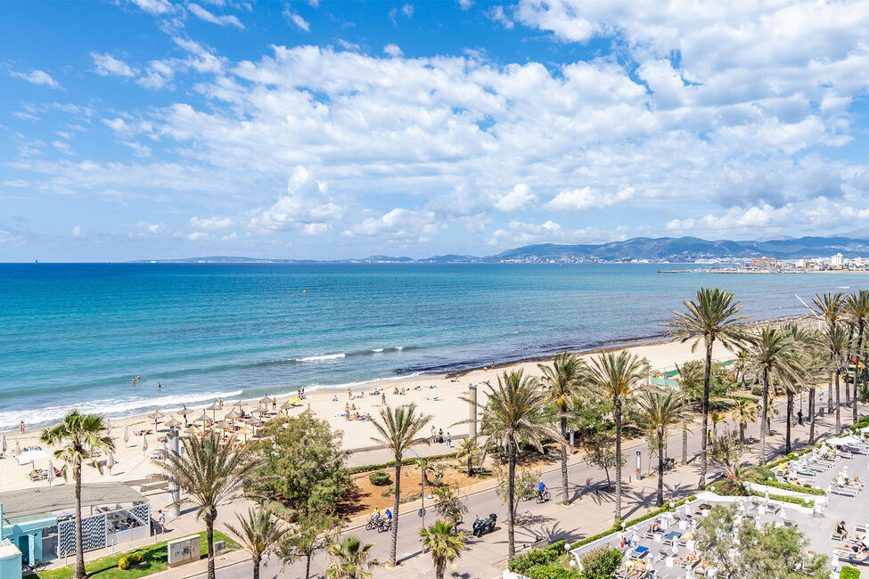 Luxuriöses Penthouse in erster Meereslinie mit Parkplatz in Playa de Palma