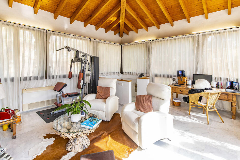 Charmante Villa mit Meerweitsicht in exklusiver Anlage mit Meerzugang in Santa Ponsa