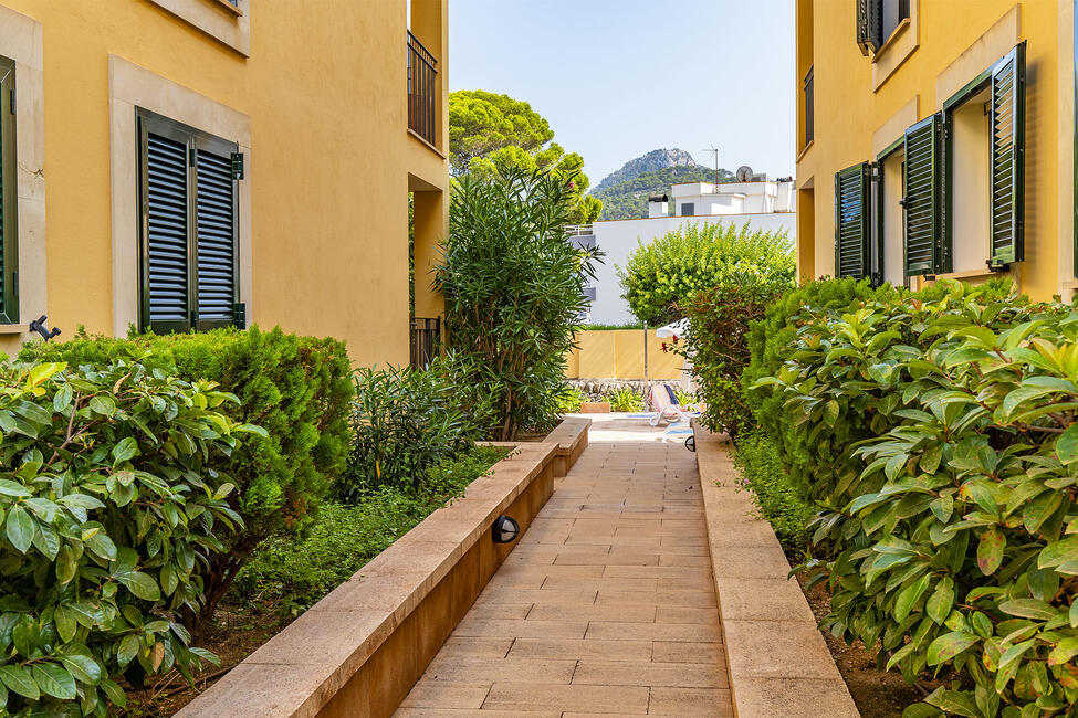 Modernes Luxus-Apartment mit Gemeinschaftspool in Hafennähe von Puerto Andratx