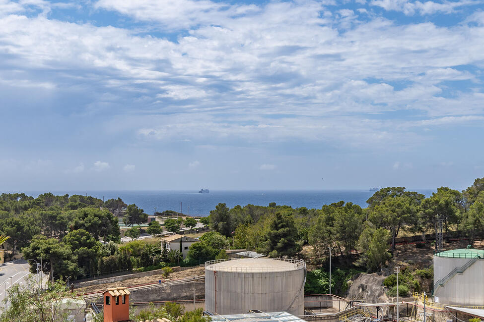 Modernes Apartment mit Blick auf den Hafen von Palma