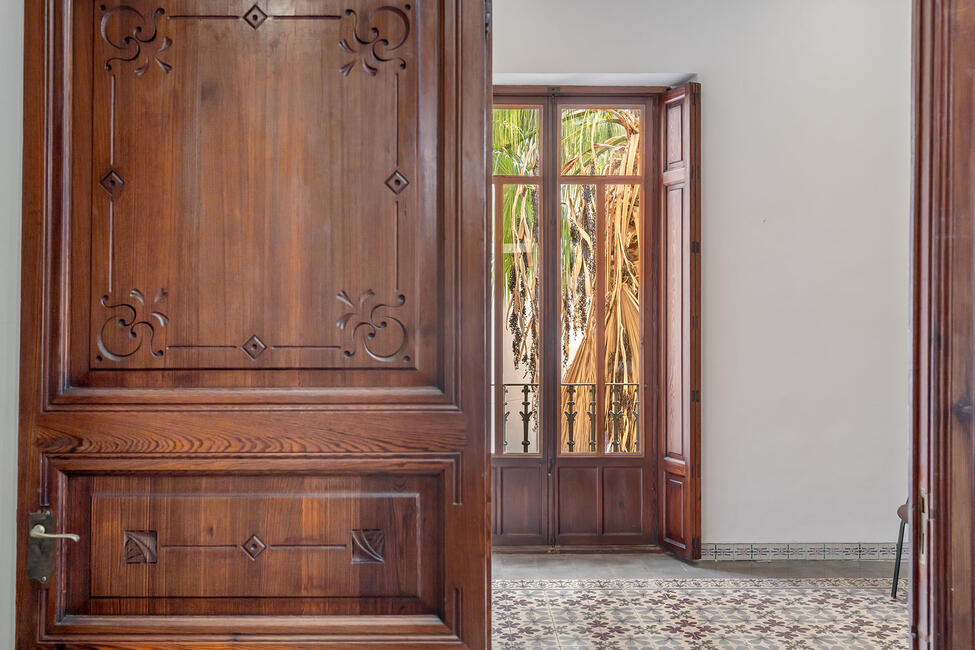 Antikes Apartment mit historischen Elementen in der Altstadt von Palma