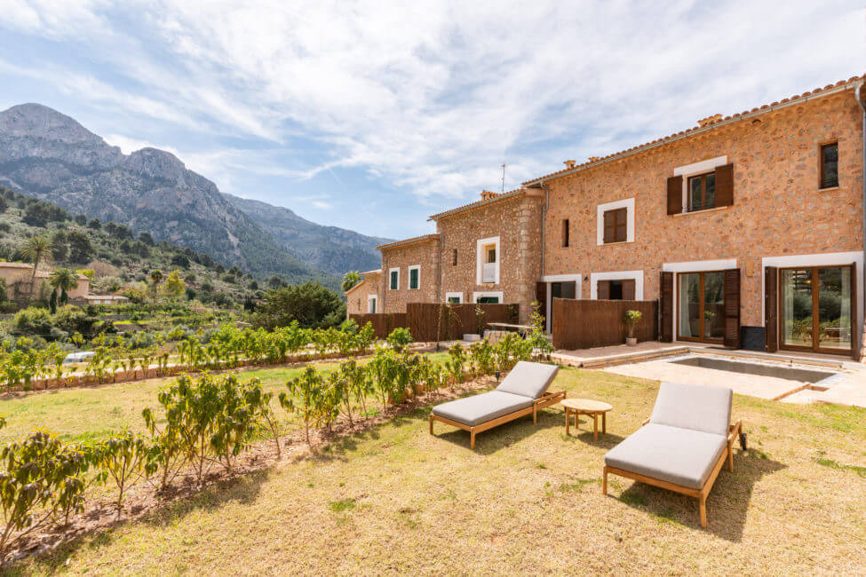 Hochwertiges Neubau-Reihenhaus mit Pool und Bergblick in Fornalutx