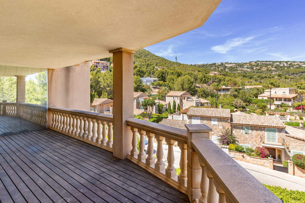 Renoviertes Apartment mit privatem Garten und Gemeinschaftspool in Puerto Andratx