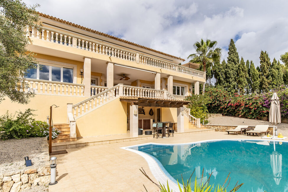 Mediterrane Villa mit atemberaubendem Weitblick in Santa Ponsa